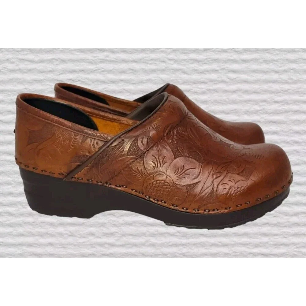 L.L. Bean Brown Embossed Leather Clogs - Picture 6 of 10